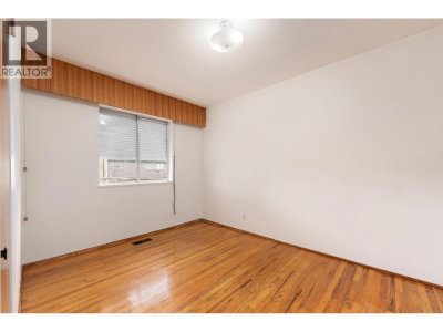 4561 MANOR Street | Vancouver British Columbia | Slide Image Eleven