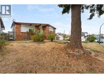 4561 MANOR Street | Vancouver British Columbia | Slide Image Two