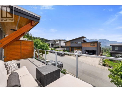 41322 HORIZON Drive | Squamish British Columbia | Slide Image Nineteen