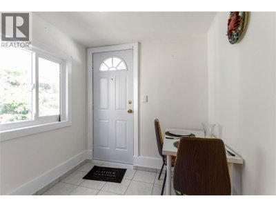 2461 DUNDAS Street | Vancouver British Columbia | Slide Image Nine