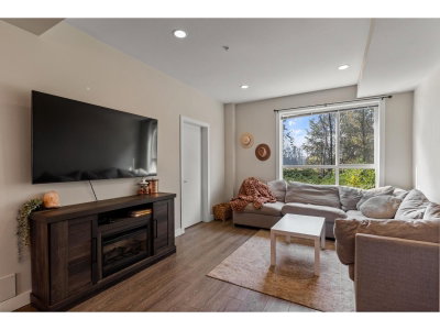 8413 MIDTOWN Way | Chilliwack British Columbia | Slide Image Twelve