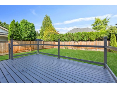 14877 24TH Avenue | Surrey British Columbia | Slide Image Seventeen