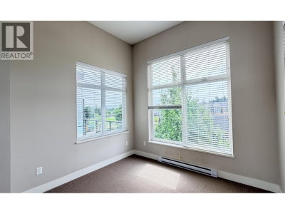 55 EIGHTH Avenue | New Westminster British Columbia | Slide Image Ten