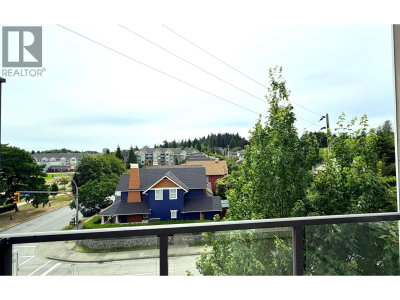 55 EIGHTH Avenue | New Westminster British Columbia | Slide Image Fourteen