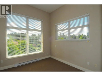 55 EIGHTH Avenue | New Westminster British Columbia | Slide Image Nine