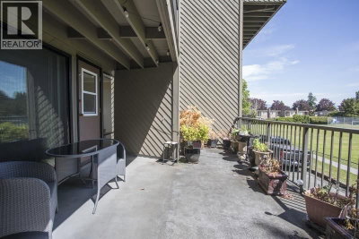 9300 GLENACRES Drive | Richmond British Columbia | Slide Image Nineteen