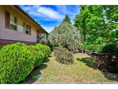 10207 127 Street | Surrey British Columbia | Slide Image Twenty-two