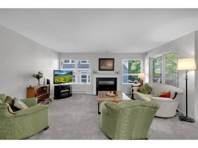 9668 148 Street | Surrey British Columbia | Slide Image Six