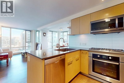 7979 FIRBRIDGE Way | Richmond British Columbia | Slide Image Eleven