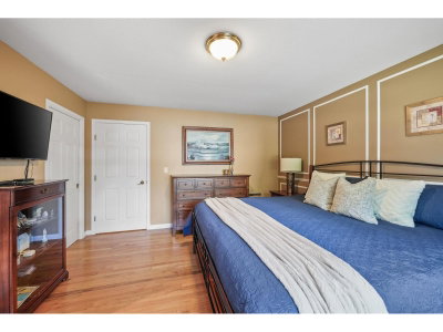 18555 57 Avenue | Surrey British Columbia | Slide Image Fifteen
