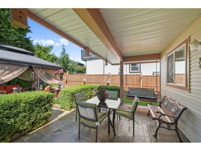 18555 57 Avenue | Surrey British Columbia | Slide Image Twenty