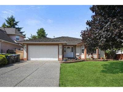 18555 57 Avenue | Surrey British Columbia | Slide Image Twenty-five