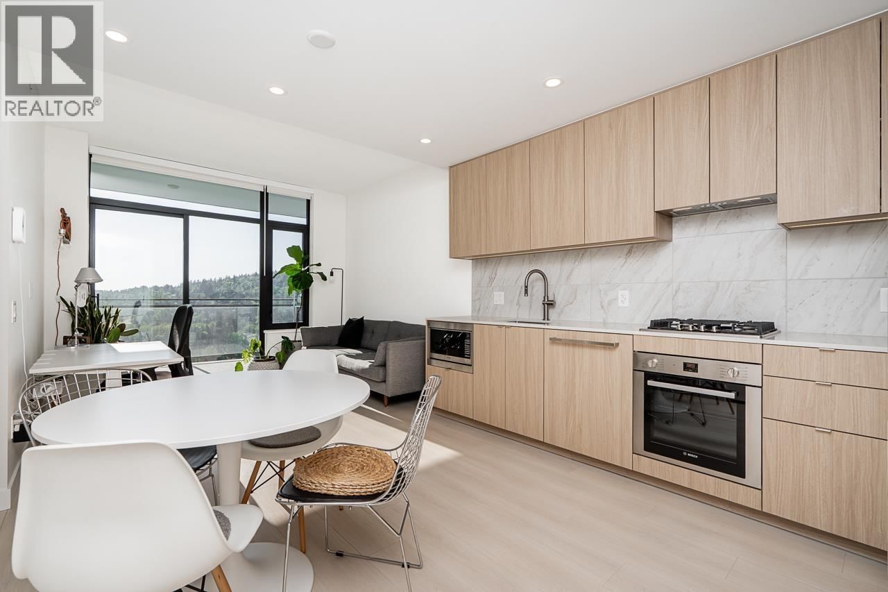 626 CLAREMONT Street, Coquitlam, British Columbia V3J 0T1