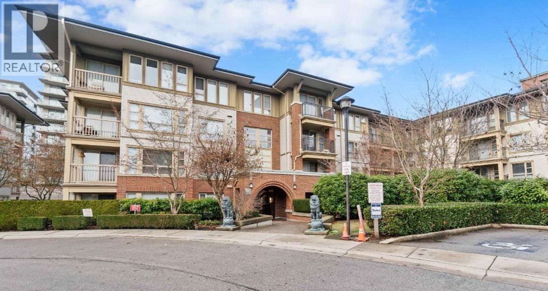 5111 GARDEN CITY Road, Richmond, British Columbia V6X 4H4