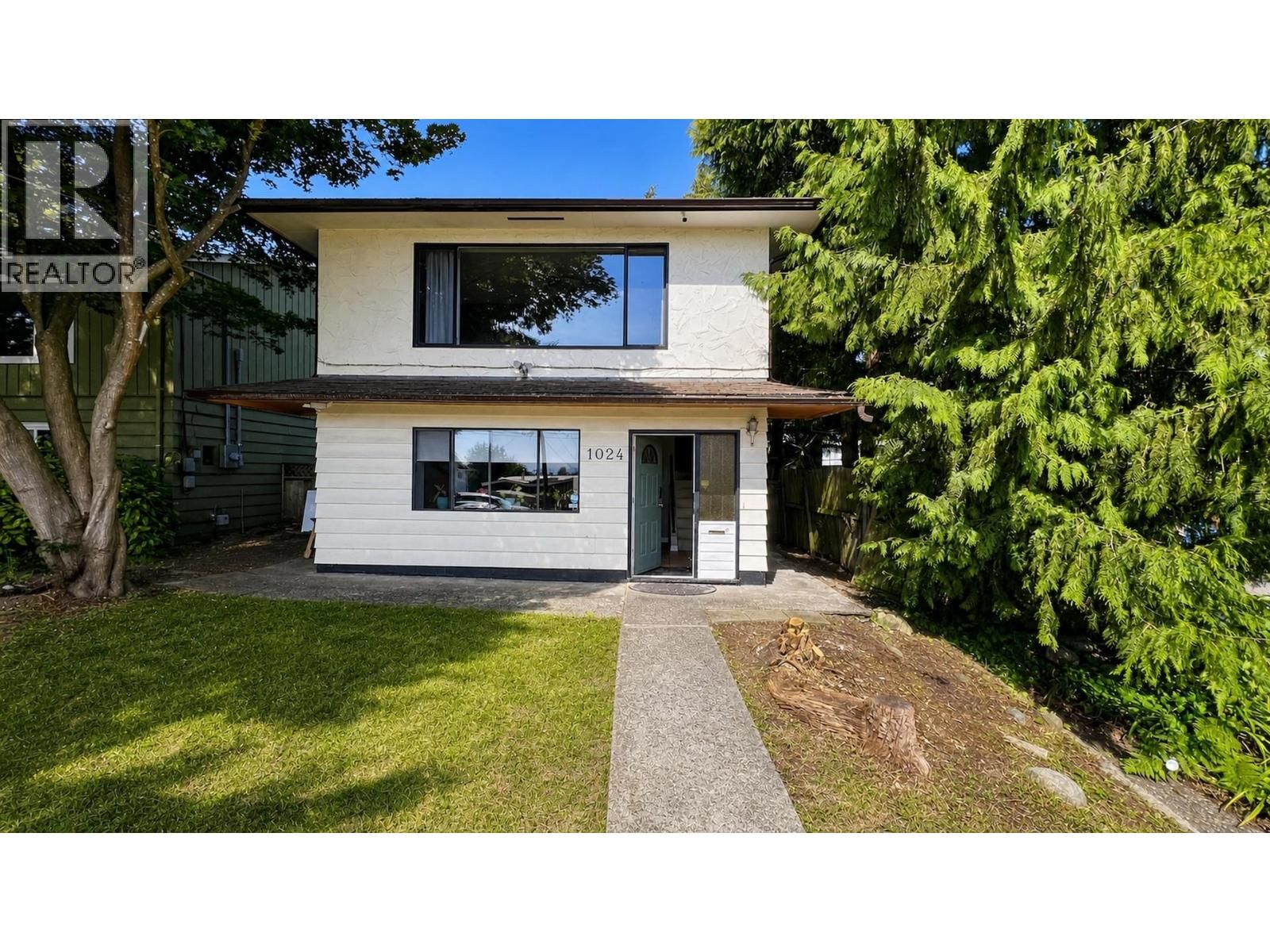 1024 RANCH PARK Way, Coquitlam, British Columbia V3C 2H2