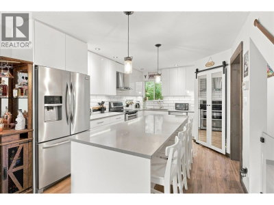 3102 PANORAMA Ridge | Whistler British Columbia | Slide Image Six