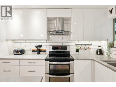 3102 PANORAMA Ridge | Whistler British Columbia | Slide Image Eight