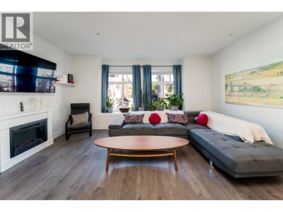 24108 104 Avenue | Maple Ridge British Columbia | Slide Image Two