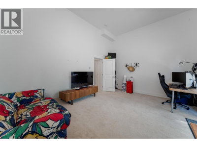 24108 104 Avenue | Maple Ridge British Columbia | Slide Image Twenty-nine
