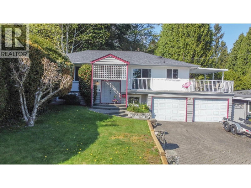 1352 16TH Street North Vancouver British Columbia, V7J 1L4 - 3 Bedrooms Home For Sale