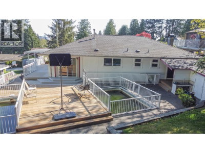 1352 16TH Street | North Vancouver British Columbia | Slide Image Eighteen
