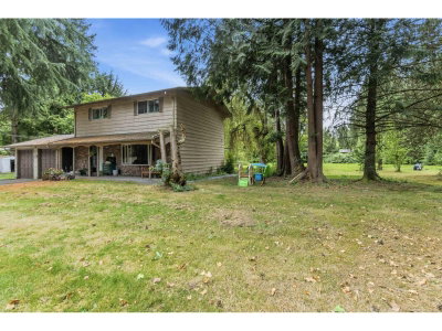 23338 56 Avenue | Langley British Columbia | Slide Image Ten