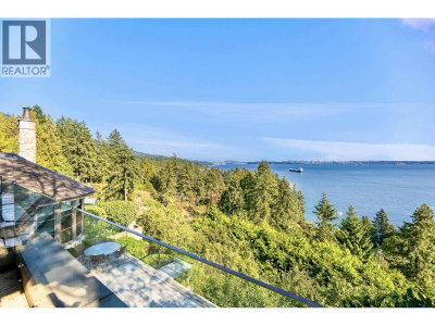 4672 CLOVELLY Walk | West Vancouver British Columbia | Slide Image Forty