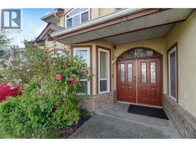 2271 BAYDALA COURT | Richmond British Columbia | Slide Image Two
