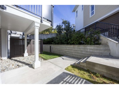 16561 17A Avenue | Surrey British Columbia | Slide Image Thirty-four