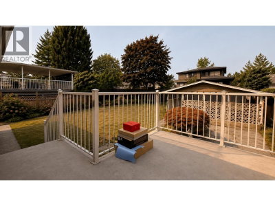 6325 NAPIER Street | Burnaby British Columbia | Slide Image Fifteen
