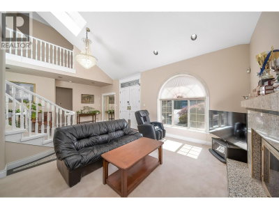 8671 SAUNDERS Road | Richmond British Columbia | Slide Image Three