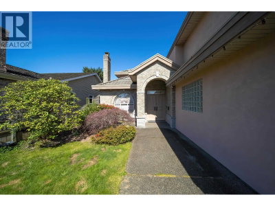 8671 SAUNDERS Road | Richmond British Columbia | Slide Image Nine
