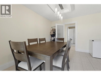 23423 SANDPIPER Avenue | Maple Ridge British Columbia | Slide Image Twelve