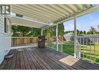 23423 SANDPIPER Avenue | Maple Ridge British Columbia | Slide Image Twenty-five
