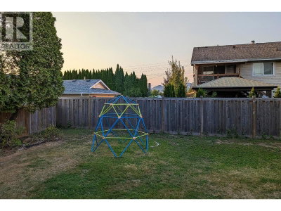 23423 SANDPIPER Avenue | Maple Ridge British Columbia | Slide Image Twenty-seven