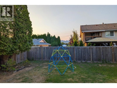 23423 SANDPIPER Avenue | Maple Ridge British Columbia | Slide Image Twenty-eight