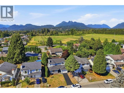 23423 SANDPIPER Avenue | Maple Ridge British Columbia | Slide Image Thirty-three