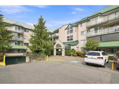 2962 TRETHEWEY Street | Abbotsford British Columbia | Slide Image Three