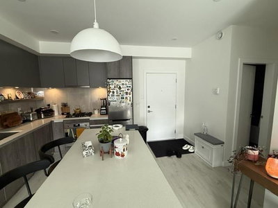 14225 103A Avenue | Surrey British Columbia | Slide Image Nine