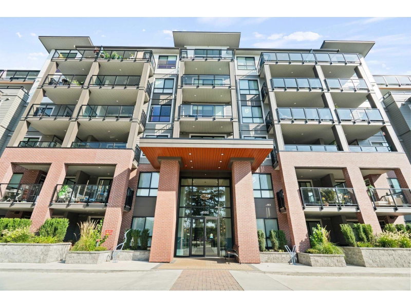 45511 CAMPUS Drive Chilliwack British Columbia, V2R 6K8 - 1 Bedroom Condo For Sale