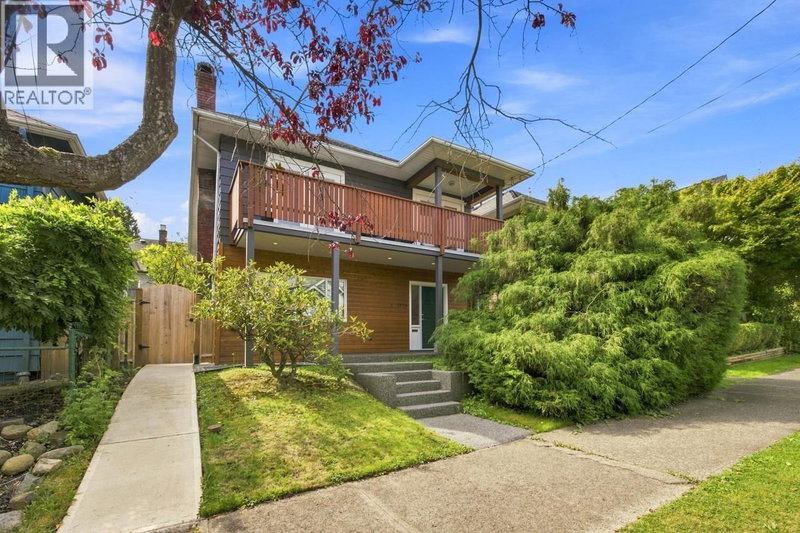 1970 ADANAC Street Vancouver British Columbia, V5L 2E4 - 4 Bedrooms Home For Sale
