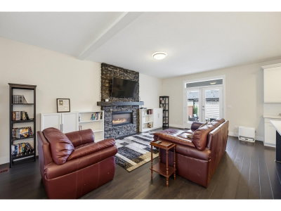27047 35A Avenue | Langley British Columbia | Slide Image Two