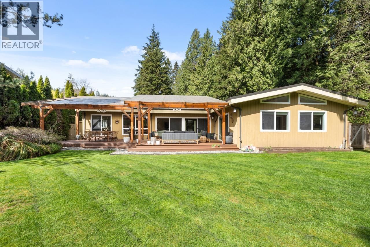 326 MOYNE Drive, West Vancouver, British Columbia V7S 1J5
