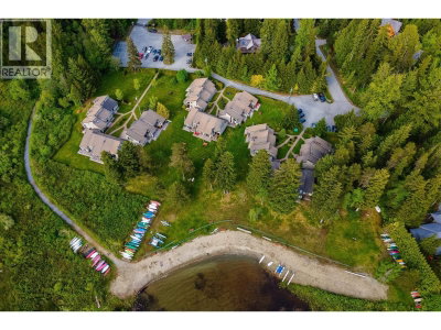 6900 CRABAPPLE Drive | Whistler British Columbia | Slide Image Twelve