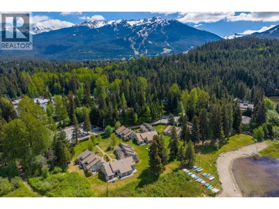 6900 CRABAPPLE Drive | Whistler British Columbia | Slide Image Sixteen