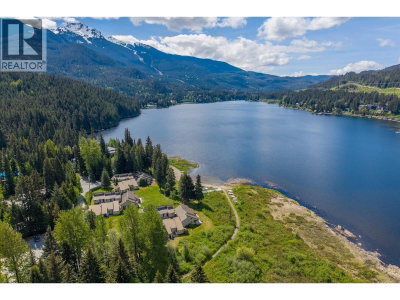 6900 CRABAPPLE Drive | Whistler British Columbia | Slide Image Nineteen