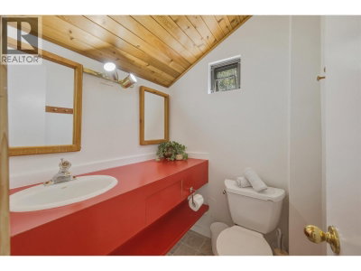 6900 CRABAPPLE Drive | Whistler British Columbia | Slide Image Twenty-seven