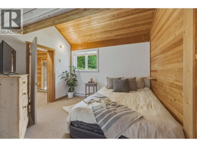 6900 CRABAPPLE Drive | Whistler British Columbia | Slide Image Twenty-nine