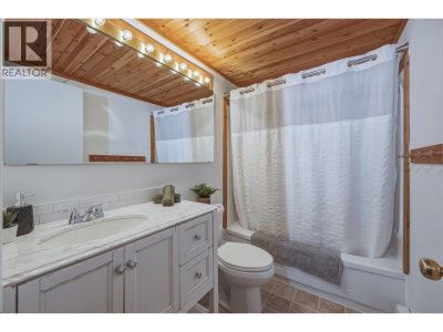 6900 CRABAPPLE Drive | Whistler British Columbia | Slide Image Thirty-one