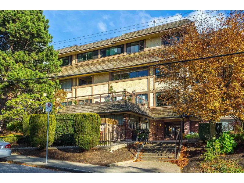 1368 FOSTER Street White Rock British Columbia, V4B 3X4 - 2 Bedrooms Condo For Sale